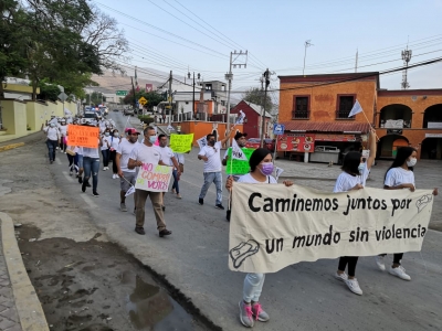 Simpatizantes y candidatos a regidores de Payín Muñoz realizan marcha por la no violencia