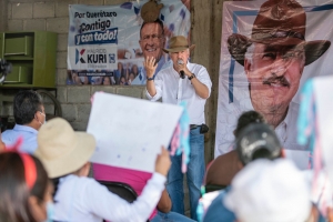 Enrique Vega propone la construcción de una escuela secundaria para El Coyme