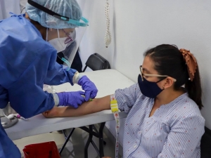 Convoca UAQ a estudiantes y egresados a brigadas de vacunación anti-SARS CoV2