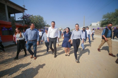 Entregan Obra en Senegal de las Palomas Gobierno del Estado y Municipio de San Juan Del Río