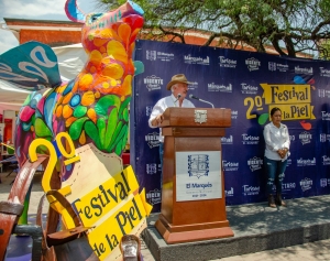 Enrique Vega inaugura la 2ª edición del Festival de la Piel