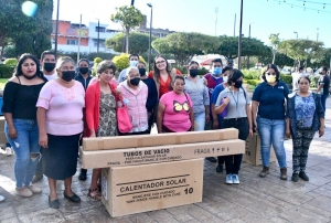 Realizan primera entrega de calentadores solares