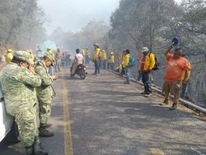 Sin control incendio de San Juan