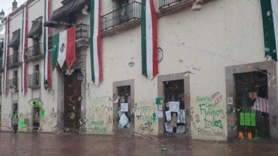 Daños al Palacio de la Corregidora dejan manifestaciones del #28S