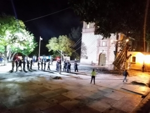   Llamas consumen Chimal Otomí-Chichimeca en San Miguel, Tolimán