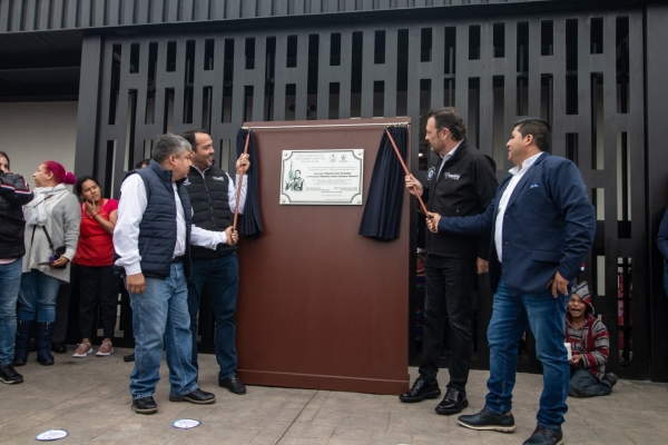 Mauricio Kuri y Roberto Cabrera, en equipo con comerciantes y ciudadanía, entregan rehabilitación del Mercado Juárez