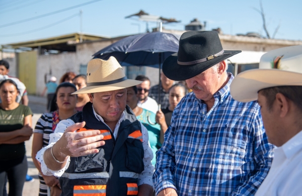 Enrique Vega entrega obra social superior a los 100 mdp, en cinco comunidades.