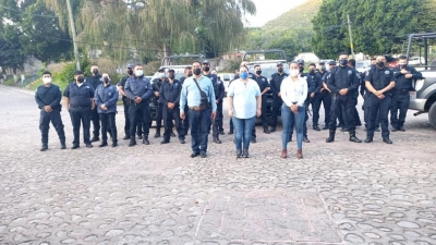 Marina Ponce entrega equipamiento a Seguridad Pública