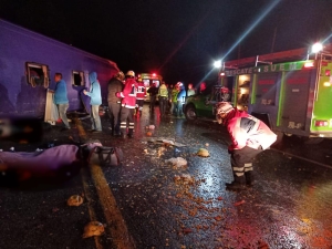 Deja 13 muertos accidente en la carretera México-Toluca