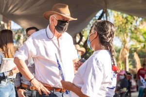 Enrique Vega se compromete a consolidar el turismo en San Vicente Ferrer