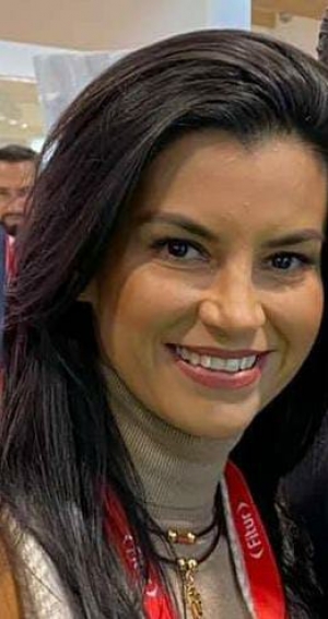 Rosalinda Hernández, nueva presidenta de CANIRAC Querétaro