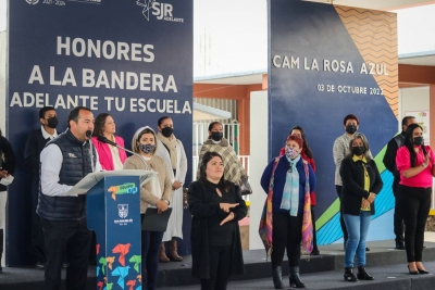 Municipio de San Juan del Río construirá techumbre en el CAM La Rosa Azul: Roberto Cabrera