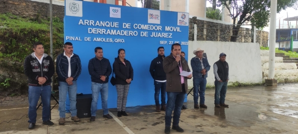 Ing. Iván Zárate Muñoz Da arranque de Comedor Móvil en Derramadero de Juárez