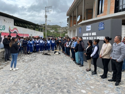 Gestiona Selene Salazar Pavimentación de Calle Principal en la localidad de la Higuera, Peñamiller Qro.