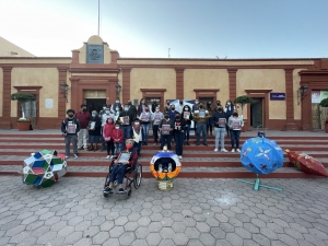 Premiación de esferas navideñas en Cadereyta