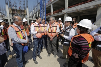 Supervisa el Gobernador los avances en la obra del nuevo Hospital General de Querétaro