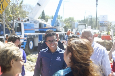 Supervisa Roberto Sosa obra de puente en El Pueblito