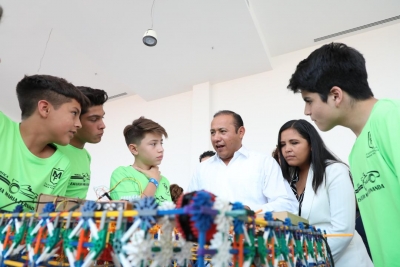 Municipio de Colón recibe a 1000 alumnos en competencia nacional de robótica