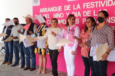 Arrancan los festejos del Día del Niño y de la Madre en Pinal de Amoles