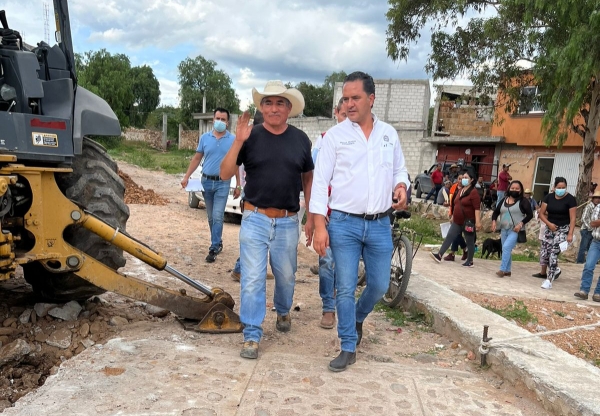 #Colón | Arrancan obra ampliación de la red sanitaria en La Esperanza 