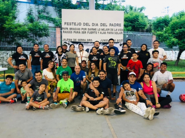 El Club Mountain Jaguars  Realiza el Primer Festejo del Día del Padre en la Sierra Gorda