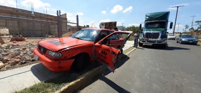 Chocó un taxi, pérdida total