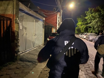 Detienen a tres policías y uno de PC, por hechos ocurridos en partido Querétaro vs Atlas