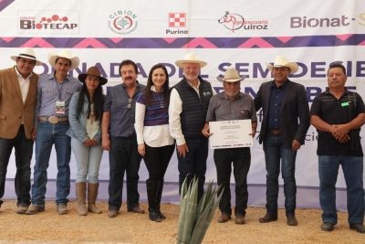 Entrega Municipio de Colón y Sedea apoyos municipalizados por 2 millones 560 mil pesos a productores del campo.