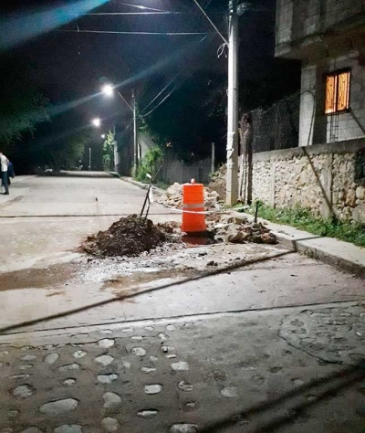 Vecinos de Villas Jalpan denuncian fuga