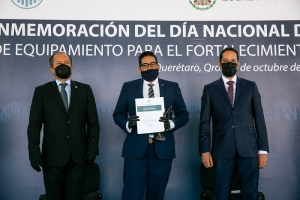 Encabeza Gobernador Día del Ministerio Público y entrega equipamiento a la FGE