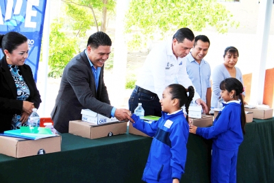 Niños Peñamillerenses Reciben Apoyos para su Educación