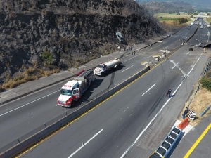 #CódigoRojo | Explota pipa de gas; al menos 12 muertos