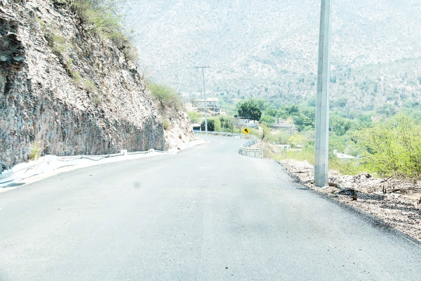 Rehabilitan Camino Adjuntas de Guillen- Peñamiller