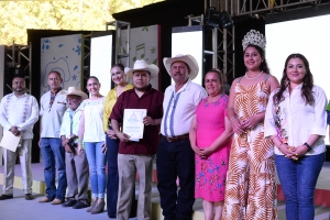 Realizan la tradicional comida del huapanguero   