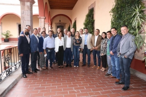 Encabeza SDUOP reunión de trabajo con la CMIC