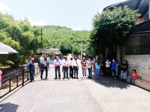 Rehabilitan Calle Francisco I Madero en Ahuacatlán de Guadalupe